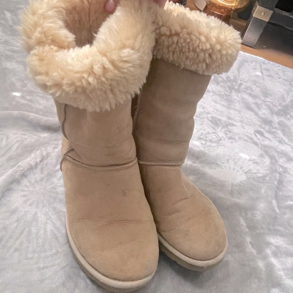 UGG Genuine Tall Boots - Cream/Tan W7